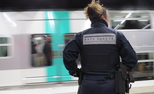 Caroline, agent de sûreté du GPSR (Groupement de protection et de sécurisation des réseaux) au sein de la RATP