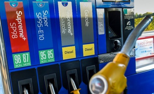 A la pompe, la signalétique va changer ce vendredi.