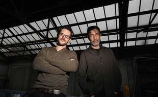 Les urbanistes lillois Sébastien Plihon (G) et Laurent Thiollet.