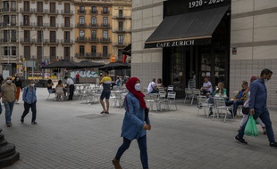 La vie reprend petit à petit son cours en Espagne après un confinement strict. Ici à Barcelone