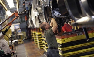 La croissance économique des Etats-Unis s'est accélérée au troisième trimestre mais les chiffres officiels du PIB américain publiés vendredi montrent qu'elle reste insuffisante pour permettre au chômage de baisser véritablement.
