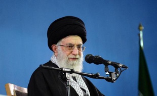 L'ayatollah Khamenei, le 8 février 2014 à Téhéran