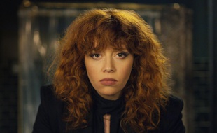 Natasha Lyonne, créatrice, scénariste et actrice de « Poupée Russe »