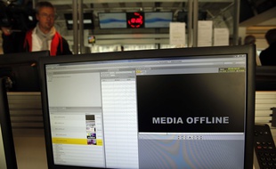 Le 8 avril 2015, la chaîne de télévision francophone TV5 Monde a été victime d'une cyber attaque.