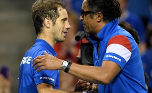 Richard Gasquet a même eu droit à un câlin avec son capitaine