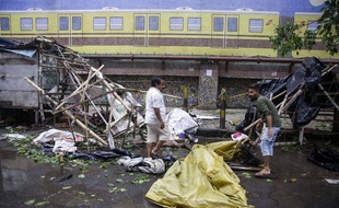 Dégâts après le passage du cyclone Amphan dans la région de Calcutta, le 21 mai 2020.