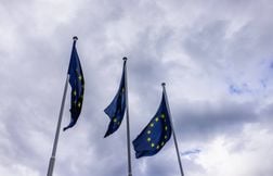 L’UE valide sa riposte à 93 milliards contre les droits de douane de Trump