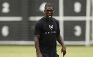 Clarence Seedorf lors d'un entraînement avec Botafogo, le 18 novembre 2013.