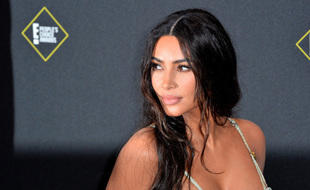 La star de télé-réalité et femme d'affaires Kim Kardashian