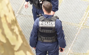 Lyon, le 31 mars 2016. Illustration de policiers en fonction à Lyon.