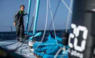 Le skipper originaire de Dunkerque Thomas Ruyant, ici à bord de son Imoca LinkedOut.