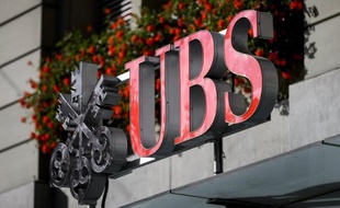 Logo d'UBS sur une filiale de la banque à Berne, photographié le 14 otobre 2014