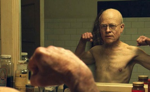 Brad Pitt, héros du film de David Fincher, L'Etrange Histoire de Benjamin Button, où il rajeunit au cours de sa vie.