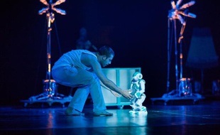 "Robot!", le nouveau spectacle de Blanca Li, à Paris du 23 décembre au 5 janvier 2014.