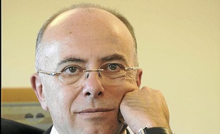 Bernard Cazeneuve, ministre delegue aux Affaires europeennes, dans son bureau au Quai d'Orsay. Paris, FRANCE - 13/09/2012/Credit:JDD/SIPA/1209251724