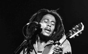 Bob Marley lors d'un concert à Paris, le 4 juillet 1980.