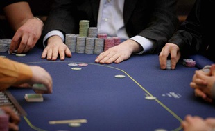 Illustration: table de poker.
