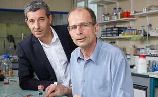 Philippe Cinquin et Serge Cosnier, les co-inventeurs de la biopile