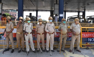 Des policiers de l'Uttar Pradesh à New Delhi, le 3 octobre 2020 (illustration).