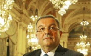 Mercier, président depuis 1990.