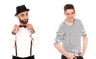 Caruso et manu Galaine, les deux chanteurs toulousains, candidats lors de l'émission La Nouvelle Star sur D8