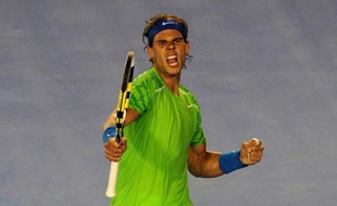Rafael Nadal, tête de série N.2, a relevé avec brio le défi lancé par le Tchèque Tomas Berdych (N.7) en quatre sets 6-7 (5/7), 7-6 (8/6), 6-4, 6-3, afin de rejoindre Roger Federer en demi-finales de l'Open d'Australie, mardi à Melbourne.