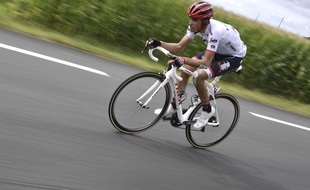 Alberto Contador lors de l'étape Eymet-Pau le 12 juillet 2017.