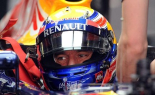 L'Italien, star de la discipline en devenir, connu pour sa fougue et son imposante chevelure, ne peut être ranimé. "C'était le cocktail d'événements le plus monstrueux qu'on puisse imaginer, constate Mark Webber (Red Bull). Tellement de petites choses se sont réunies pour faire de cet accident une tragédie."