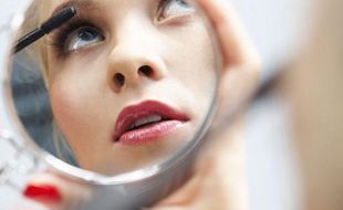 Illustration maquillage.