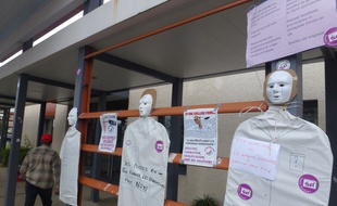 Les syndicats ont lancé un appel à la grève illimitée au centre Guillaume Régnier.