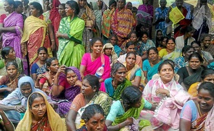 Réunion des villageoises de Thervoy Kandigai dans le Tamil Nadu.