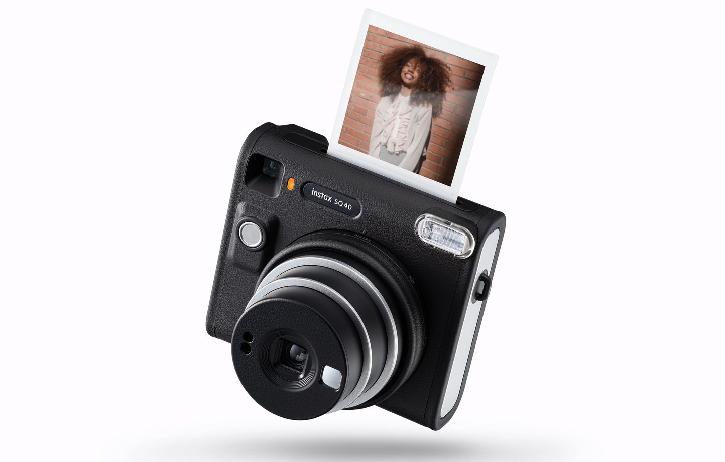 Instax Square SQ40 Fujifilm mise plus sur le charme de la photo rétro que sur l