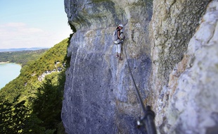 Le corps du grimpeur a été retrouvé dans la via ferrata de la Bastille à Grenoble (illustration).