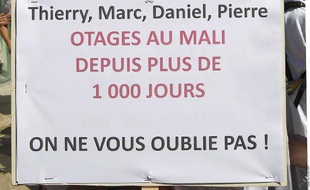Une pancarte lors de la manifestation du 22 juin 2013 à Aix en Provence en soutien aux otages du Niger.