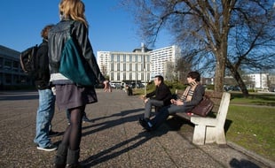 Des étudiantes de l'université de Bordeaux sollicitées pour participer à une étude sur l'infection chlamydia.