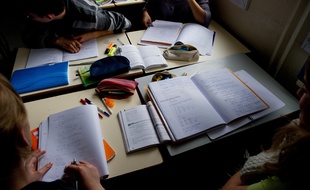 Illustration révisions d'élèves de Terminale avant les examens du bac.