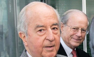 L'ancien trésorier d'Edouard Balladur, René Galy-Dejean, a été mis en examen jeudi à Paris pour "complicité de détournement de fonds publics" dans l'enquête sur des soupçons de financement occulte de la campagne présidentielle de 1995