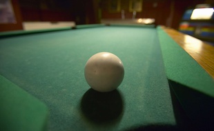 Lorraine: Ils volent les pièces de la table de billard et s'en mettent plein les poches (Illustration)