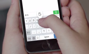 Snapchat a lancé le service Snapcash pour payer ses amis.