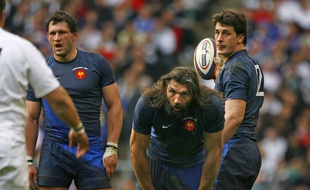 Ici accompagnés de Yannick Jauzion, Lionel Nallet et Sébastien Chabal ont vécu de nombreux grands rendez-vous avec le XV de France, comme ici lors du Tournoi des Six Nations 2009 à Twickenham.