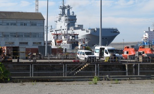 LE VLADIVOSTOK AUX CHANTIERS STX DE SAINT NAZAIRE