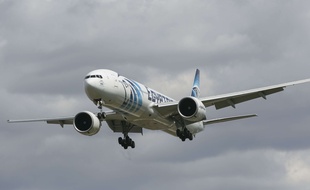 Un avion de la compagnie aérienne Egyptair, le 28 avril 2016.