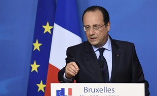 Francois Hollande en conférence de presse le 27 mai 2014 à Bruxelles