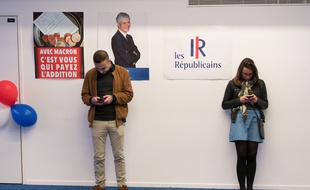 Des militants Républicains lors d'un discours de Laurent Wauquiez, le 26 mai 2019.