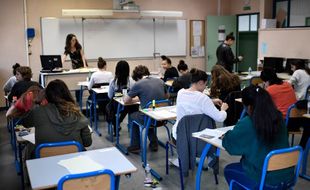 Des élèves du lycée Maurice Ravel de Paris en 2018.