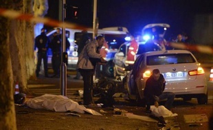Un mineur de 16 ans, conducteur présumé d'une voiture volée qui avait percuté le 1er décembre à Marseille un homme à scooter, le blessant mortellement, a été écroué samedi soir.