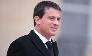 Manuel Valls quitte l'Elysée le 27 novembre 2013.