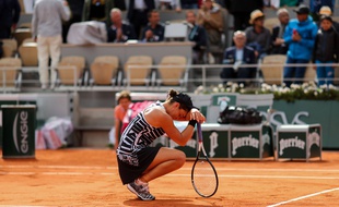 Une image que l'on ne verra pas cette année : Ashleigh Barty lors de sa victoire à Roland-Garros le 8 juin 2019.