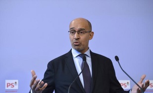 Le premier secrétaire du Parti socialiste, Harlem Désir, a salué lundi soir "les voeux de combat contre la crise et pour l'emploi" du président François Hollande.