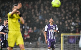 Le défenseur du TFC William Matheus lors du match de Ligue 1 contre Saint-Etienne, le 28 février 2015 au Stadium de Toulouse.